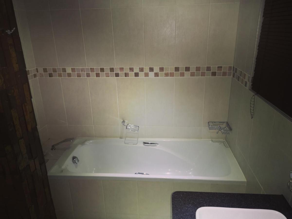 Aaa Rose Garden Guesthouse Mookgophong 외부 사진