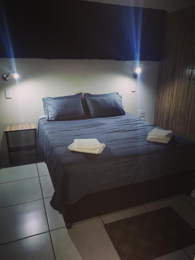 Aaa Rose Garden Guesthouse Mookgophong 외부 사진