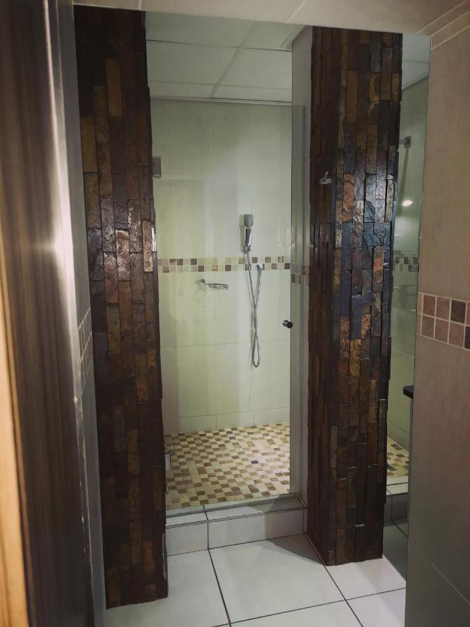 Aaa Rose Garden Guesthouse Mookgophong 외부 사진